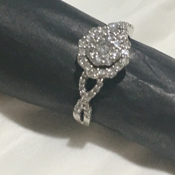 🎉HP 🎉Diamond Cluster 1.125 in genuine diamonds - Picture 4 of 8